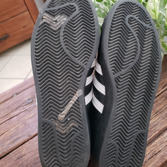 Adidas Superstar Black with White Stripes Men's Sneakers Size 11.5 - Picture 11 of 11